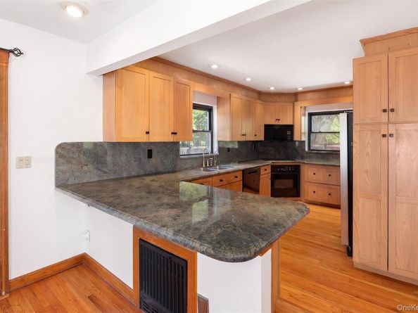37 Mekeel Street, Katonah NY 10536