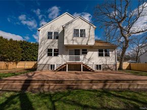 44 Westminster Drive, Shirley NY 11967