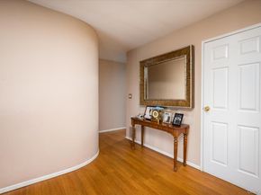 42 Netto Lane, Plainview NY 11803