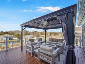 68 Foster Avenue 9, Hampton Bays NY 11946