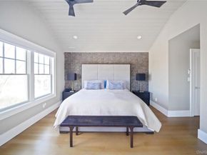 68 Foster Avenue 9, Hampton Bays NY 11946