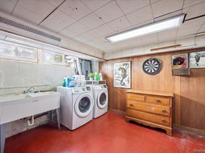 27 Faneuil Place, New Rochelle NY 10801