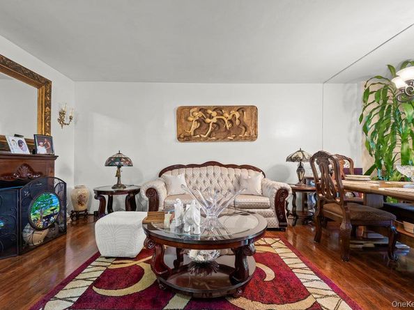 12399 Flatlands Avenue 1L, Brooklyn NY 11207