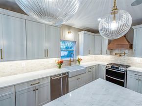 457 Pond Path, East Setauket NY 11733