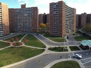 61-45 98th Street 2C, Rego Park NY 11374