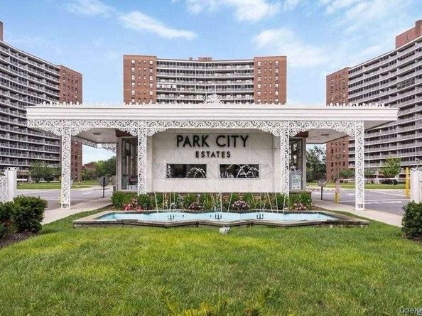 61-45 98th Street 2C, Rego Park NY 11374