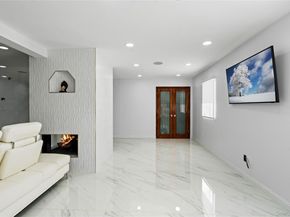 1 Strawberry Lane, Roslyn Heights NY 11577