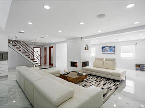 1 Strawberry Lane, Roslyn Heights NY 11577