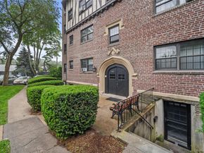 1440 Boston Post Road 8K, Larchmont NY 10543