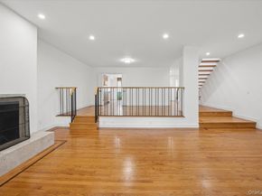 70 Waters Edge 70, Rye NY 10580