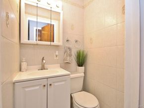 423 Parkview Avenue, Yonkers NY 10710