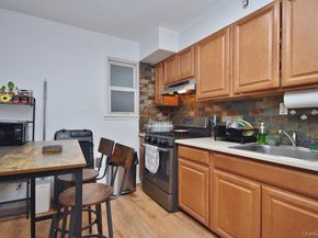 423 Parkview Avenue, Yonkers NY 10710