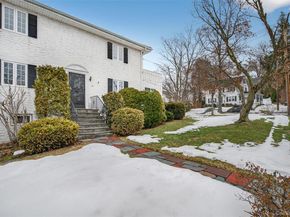 21 Lawrence Place, Pelham NY 10803