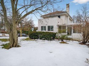 21 Lawrence Place, Pelham NY 10803