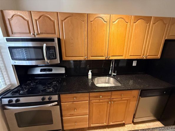 796 Bronx River Road B38, Bronxville NY 10708