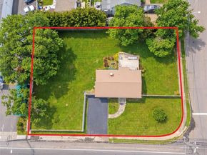 1682 Church Street, Holbrook NY 11741