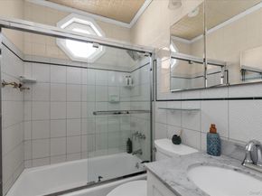 117 Avenue B, West Babylon NY 11704