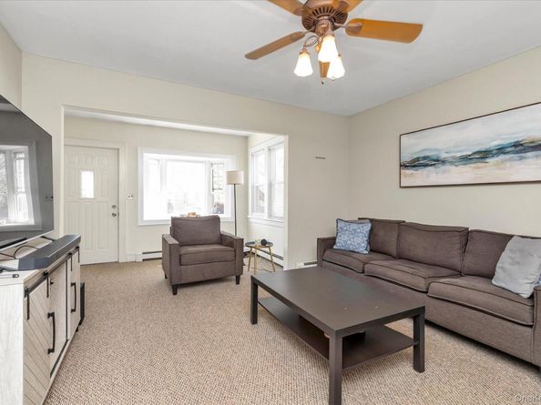 117 Avenue B, West Babylon NY 11704