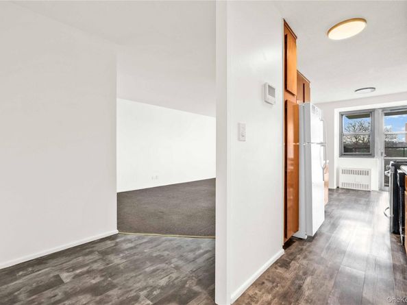 290 W 232nd Street 4E, Bronx NY 10463