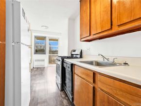 290 W 232nd Street 4E, Bronx NY 10463