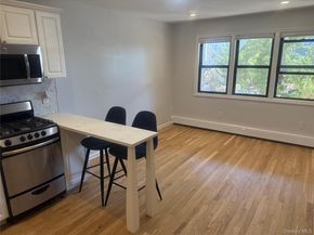 65 West Broadway 8A, Long Beach NY 11561