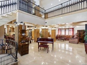 959 S End Road, Woodmere NY 11598