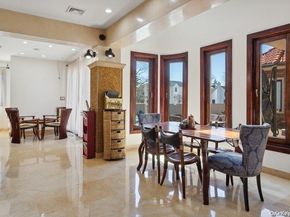 959 S End Road, Woodmere NY 11598