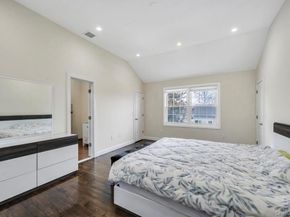 25 Virginia Avenue, Plainview NY 11803