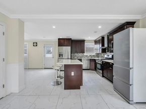 25 Virginia Avenue, Plainview NY 11803