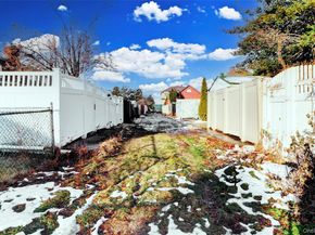 623 159th Street, Whitestone NY 11357