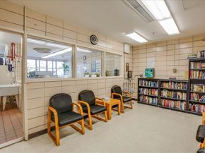 17-85 215th Street 16H, Bayside NY 11360