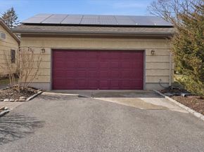 254 Meeting House Creek Road, Aquebogue NY 11901