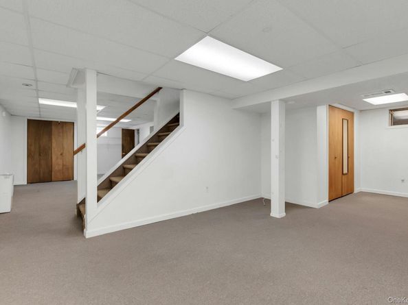 130 Matthews Road, Oakdale NY 11769