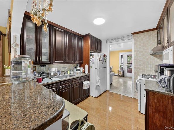 917 Fox Street, Bronx NY 10459