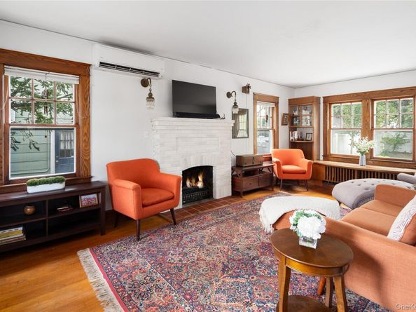 10 Mohegan Road, Ossining NY 10562