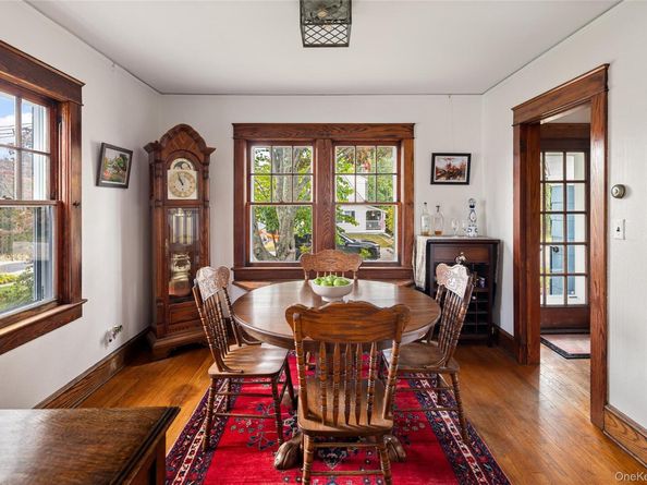 10 Mohegan Road, Ossining NY 10562