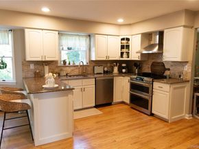 7 Tallmadge Trail, Miller Place NY 11764