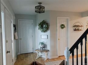 7 Tallmadge Trail, Miller Place NY 11764