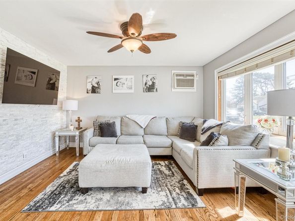 210 11th Street, West Babylon NY 11704