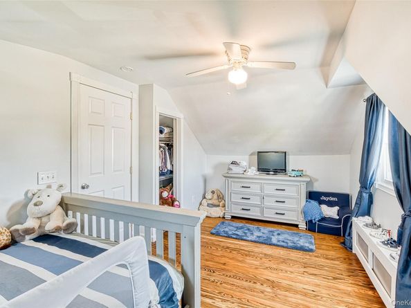 210 11th Street, West Babylon NY 11704