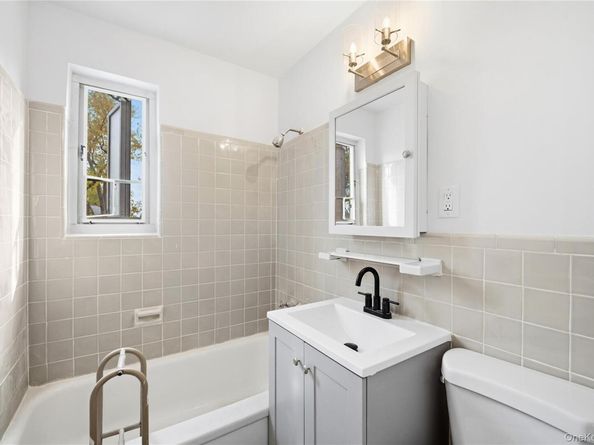 228-08 Stronghurst Avenue Lower, Queens Village NY 11427