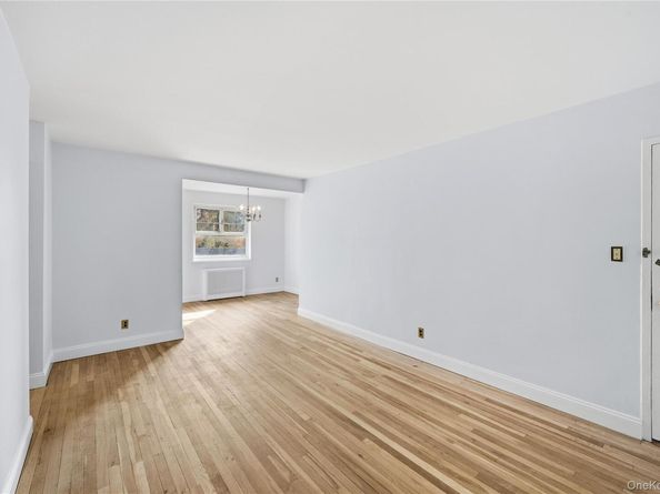 228-08 Stronghurst Avenue Lower, Queens Village NY 11427