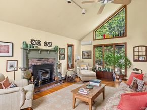 4528 Noyac Road, Sag Harbor NY 11963