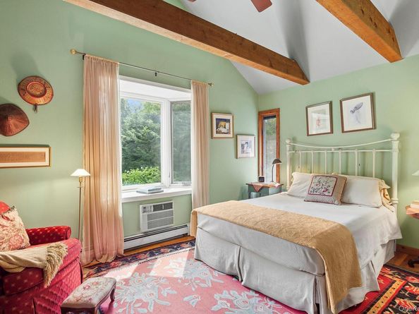 4528 Noyac Road, Sag Harbor NY 11963