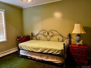 31 Champlain Street, Ronkonkoma NY 11779