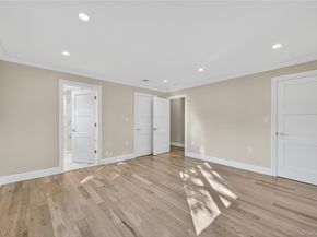 80 Clapham Avenue, Manhasset NY 11030
