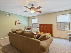 27 Evelyn Court, Manorville NY 11949