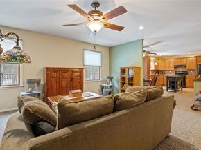 27 Evelyn Court, Manorville NY 11949