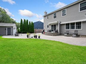 27 Evelyn Court, Manorville NY 11949