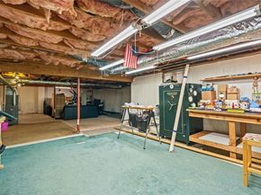 27 Evelyn Court, Manorville NY 11949